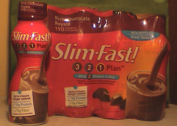 The New Slim Fast 3*2*1 on the go bottles - Rich Chocolate Royale
