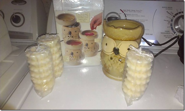 Be Fragrant owl soy candles